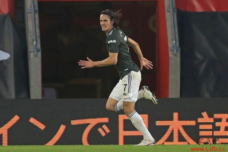 阿媒:卡瓦尼将与曼联达成解约,之后加盟巴塞罗那