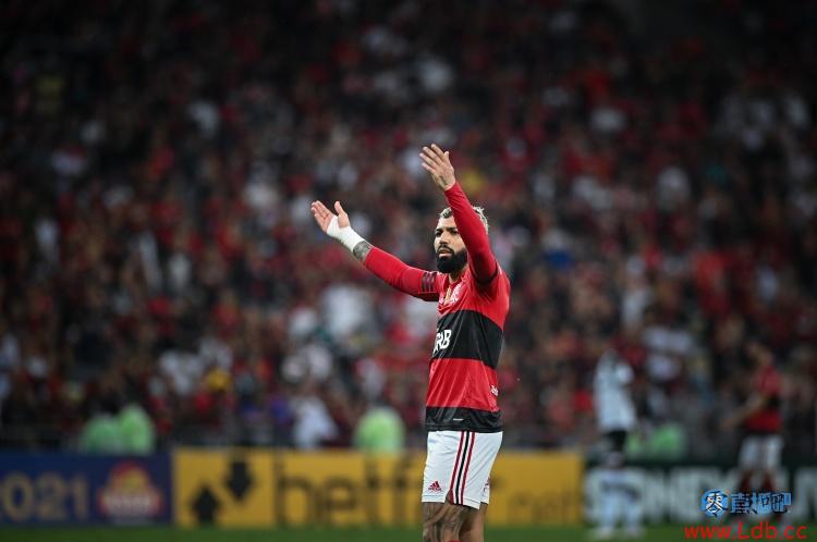 巴尔博萨姐姐:在国米效力期间是他生命中最黑暗的时光