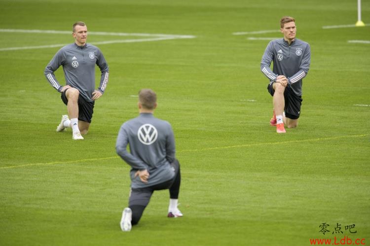 天空体育:哈尔斯滕伯格不太可能续约,他的未来不一定在德甲