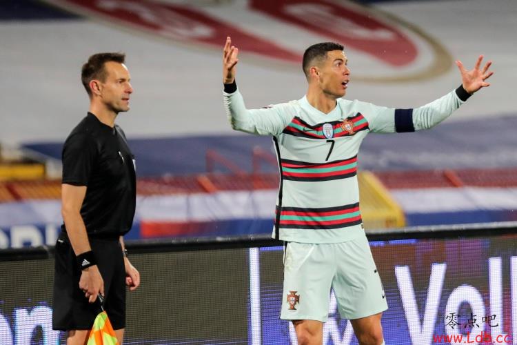 匈牙利主帅:C罗是伟大的冠军球员,但他的状态确实不如以前好