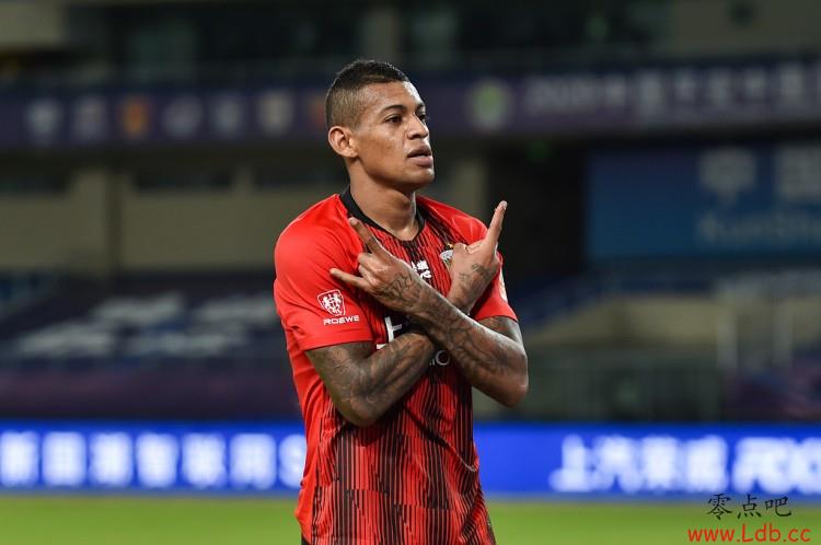 土媒:佩雷拉执教费内巴切后,希望引进海港外援洛佩斯