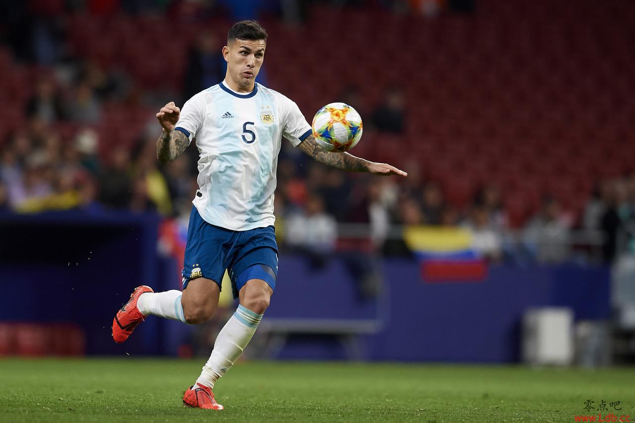 帕雷德斯:从小就梦想和巴西踢决赛,希望我们能让球迷感到骄傲