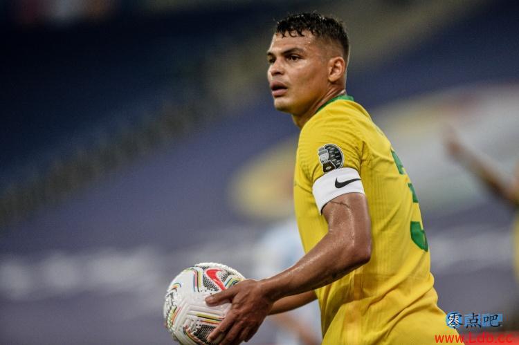 弟媳:上半场球队发挥不佳,节奏被延缓后比赛变得困难