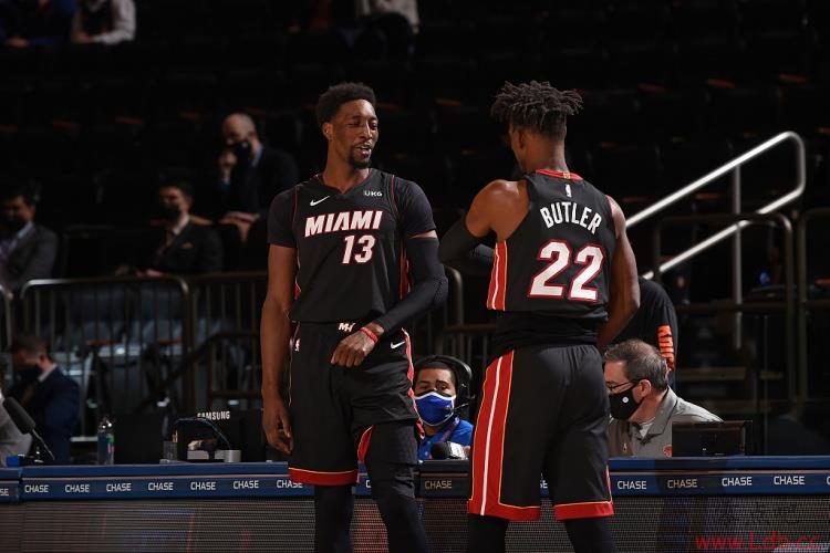 �Ȼ�42�ִ�ʤ��¹ ���������ʷ��Ļսʤ�����ֲ�