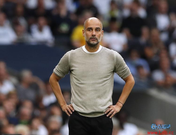 �ͳ���Բ����٣���˧ӭ��ִ������Ӣ���ͳ���100��