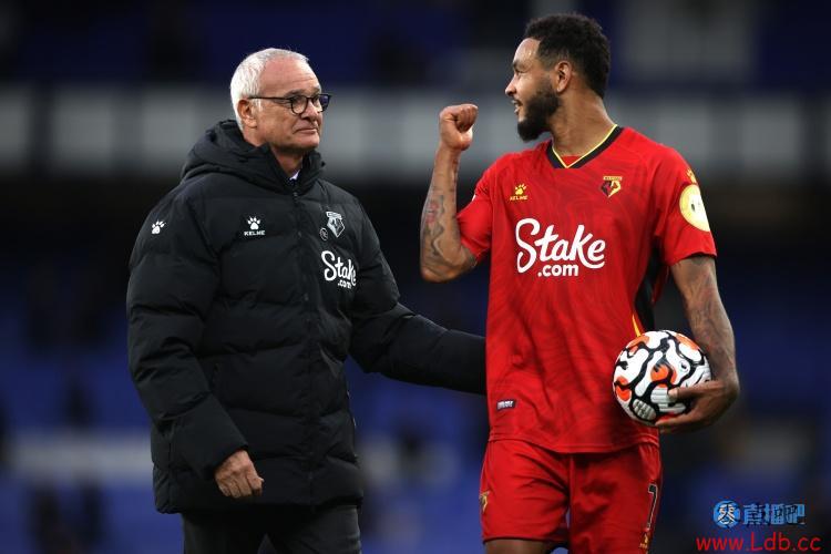 对埃弗顿戴帽,约书亚-金成为英超第三位对老东家戴帽的球员