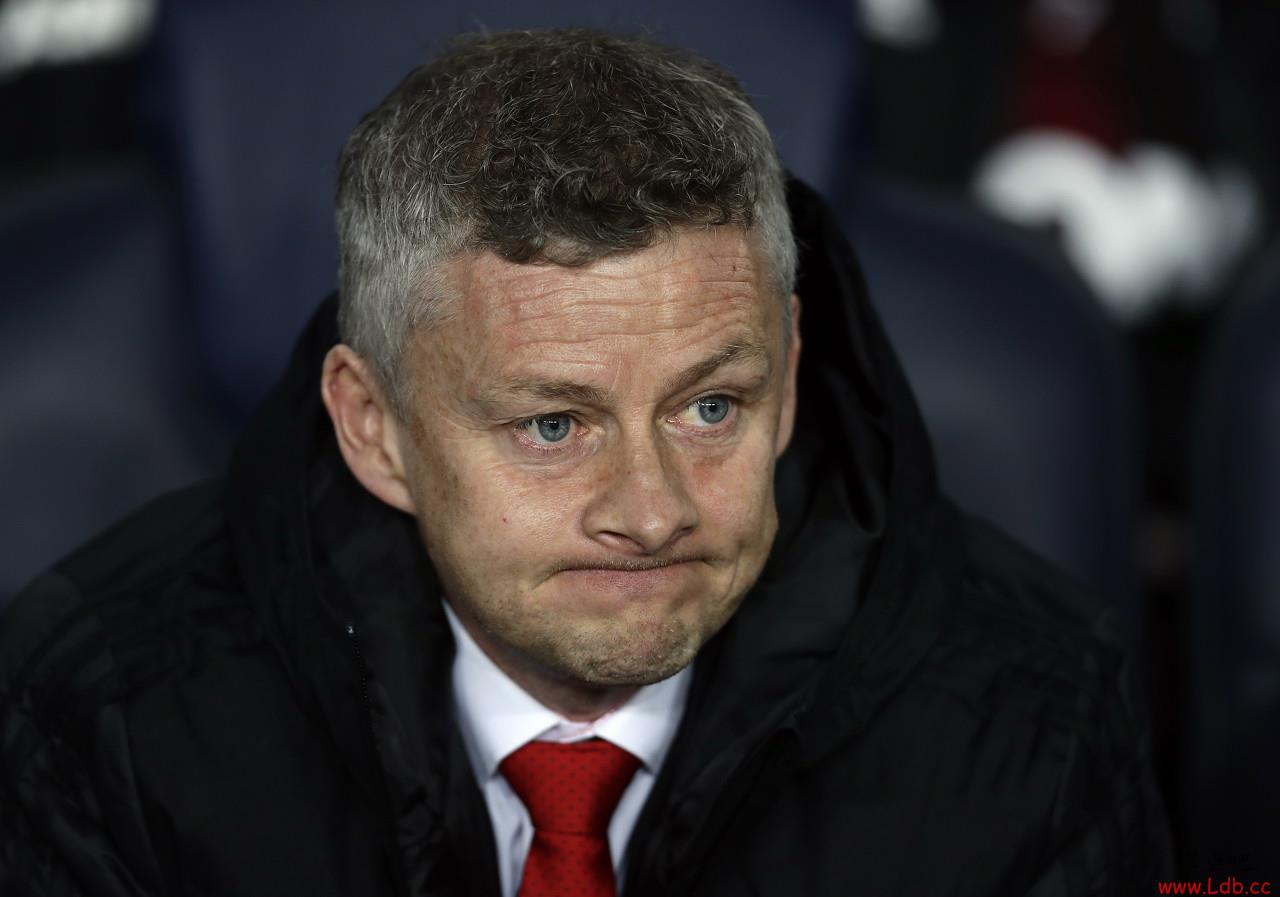 罗布森:球队的体系需要改变,现在不是解雇索尔斯克亚的时候