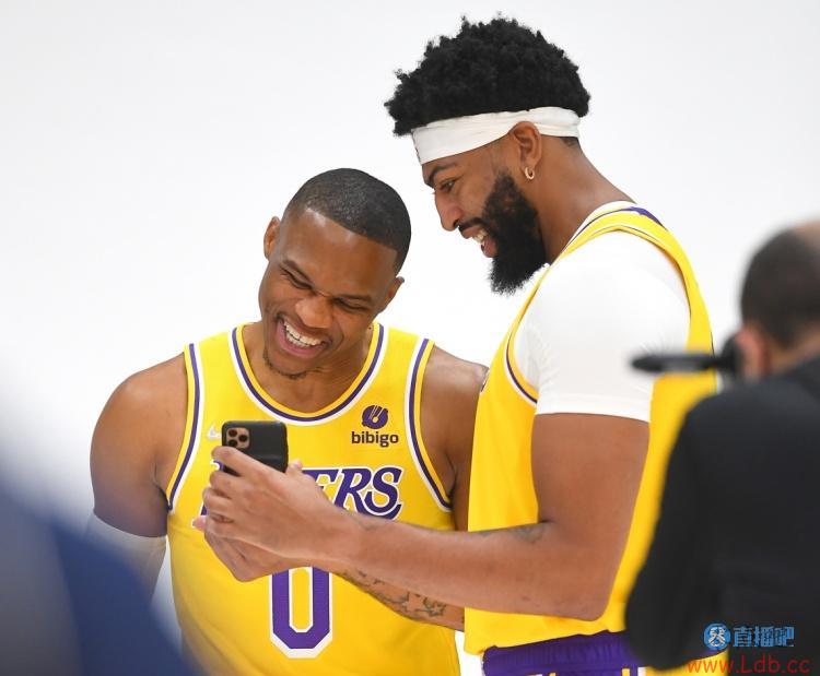 浓眉:我们需要威少每晚都有这样的表现