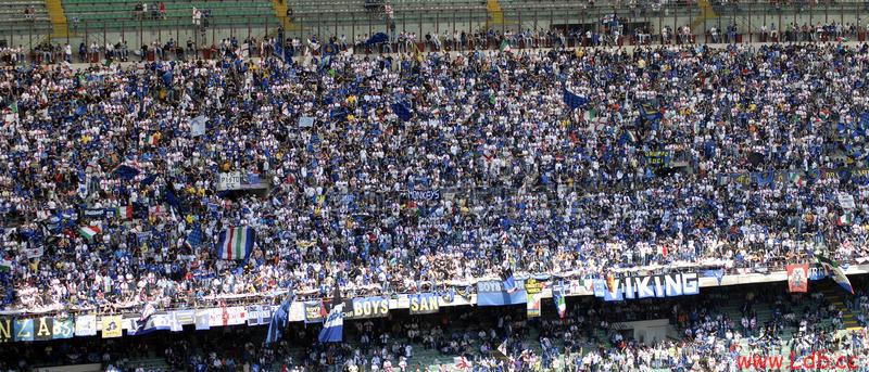 罗体:国米输球后主场球迷依然给全队送上掌声