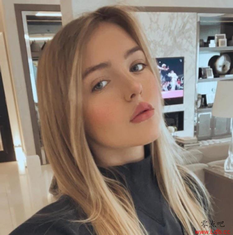 ŮLexie
