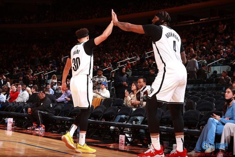 ���ؾ�Ӣ����������ʧ��õ�40�� 2002�������������