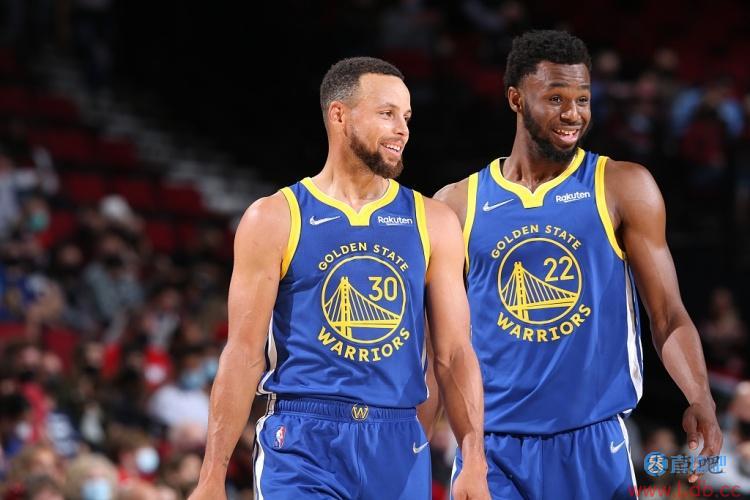 NBAFMVP񣺿Ծλ ά˹λ