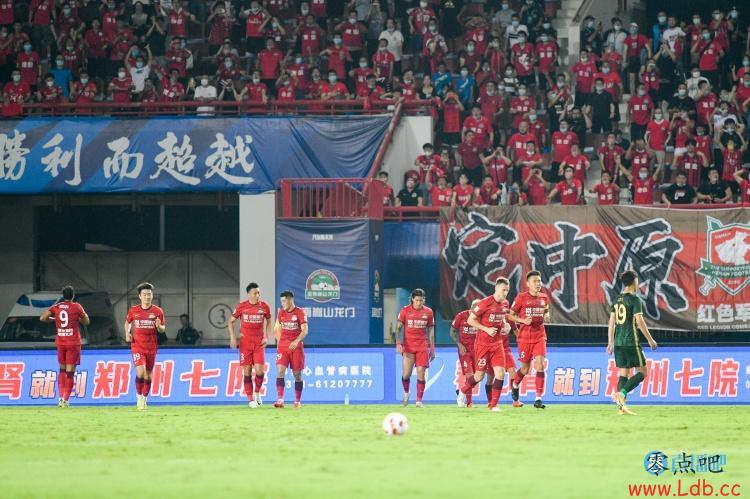 李毅：足球比赛球迷就是上帝，河南3-0国安主场球迷加持至少30%