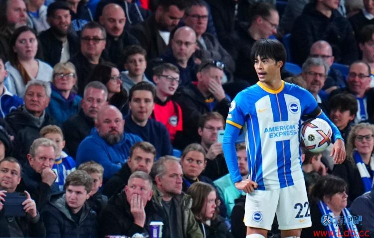 三笘薫:在英超踢球的感觉很愉快 尽管身为替补但也察觉到了进步