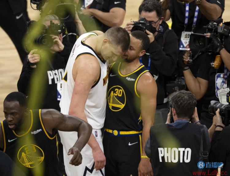 ʿVS油ڿ׷ֲھ 侲MVP