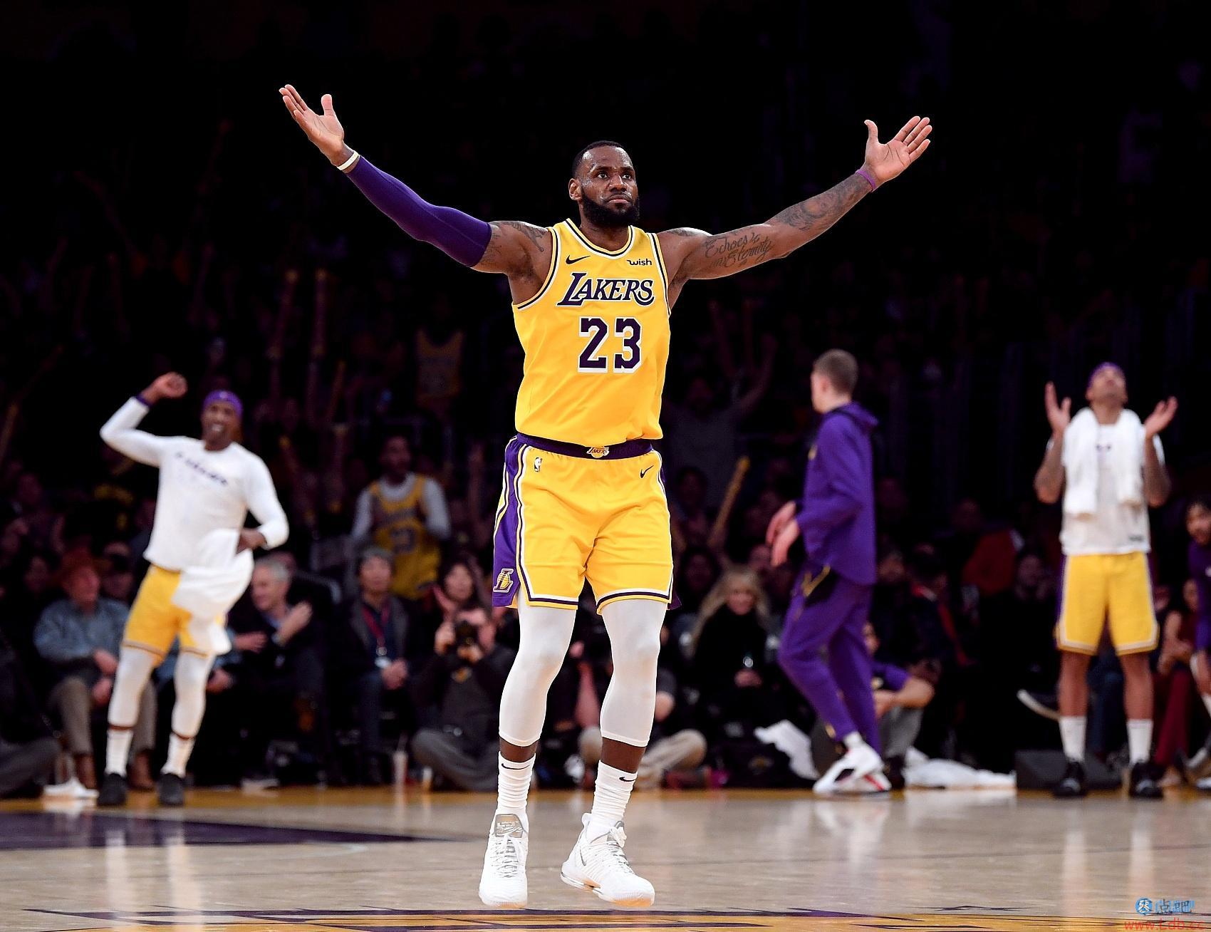 ΰղķ˹ķͻ8000 NBAʷ4ˣ
