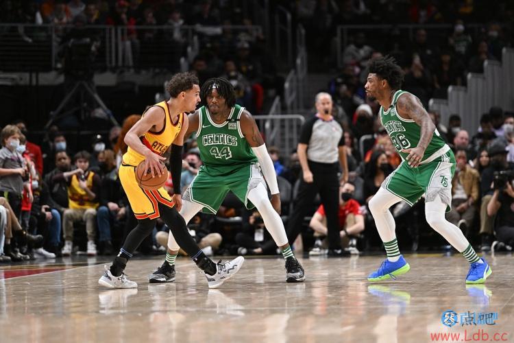 NBAʾഺ籩ʿ 76״̬ɫȡ