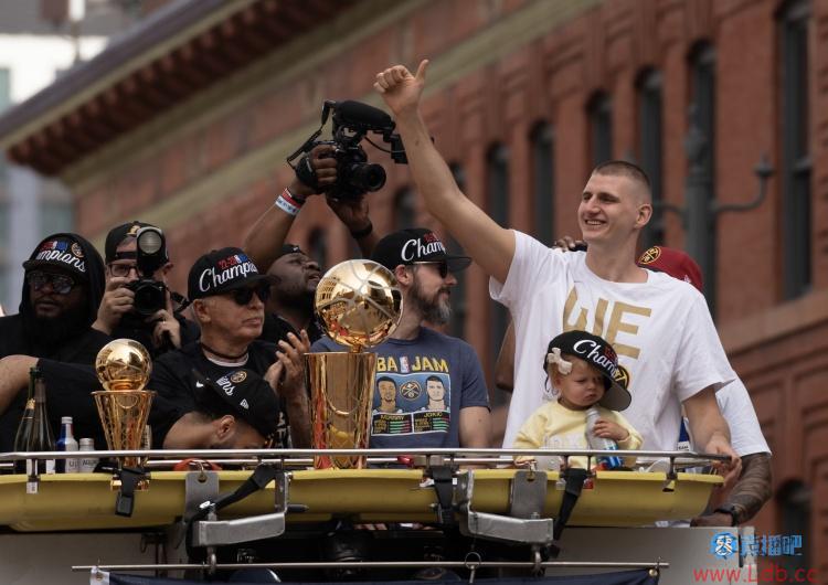 ¿ʼ1976Ľ 4֧ǰABAӻ׼NBA