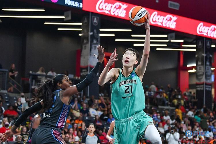 WNBA¹ЧԱڳʼǰ 򽫱1
