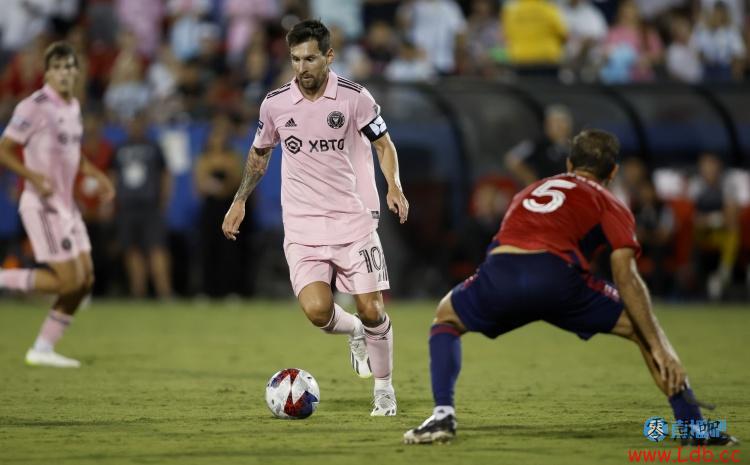 美国说唱歌手DMC在梅西赛前宣称竞选总统:体育艺术体现世界之美