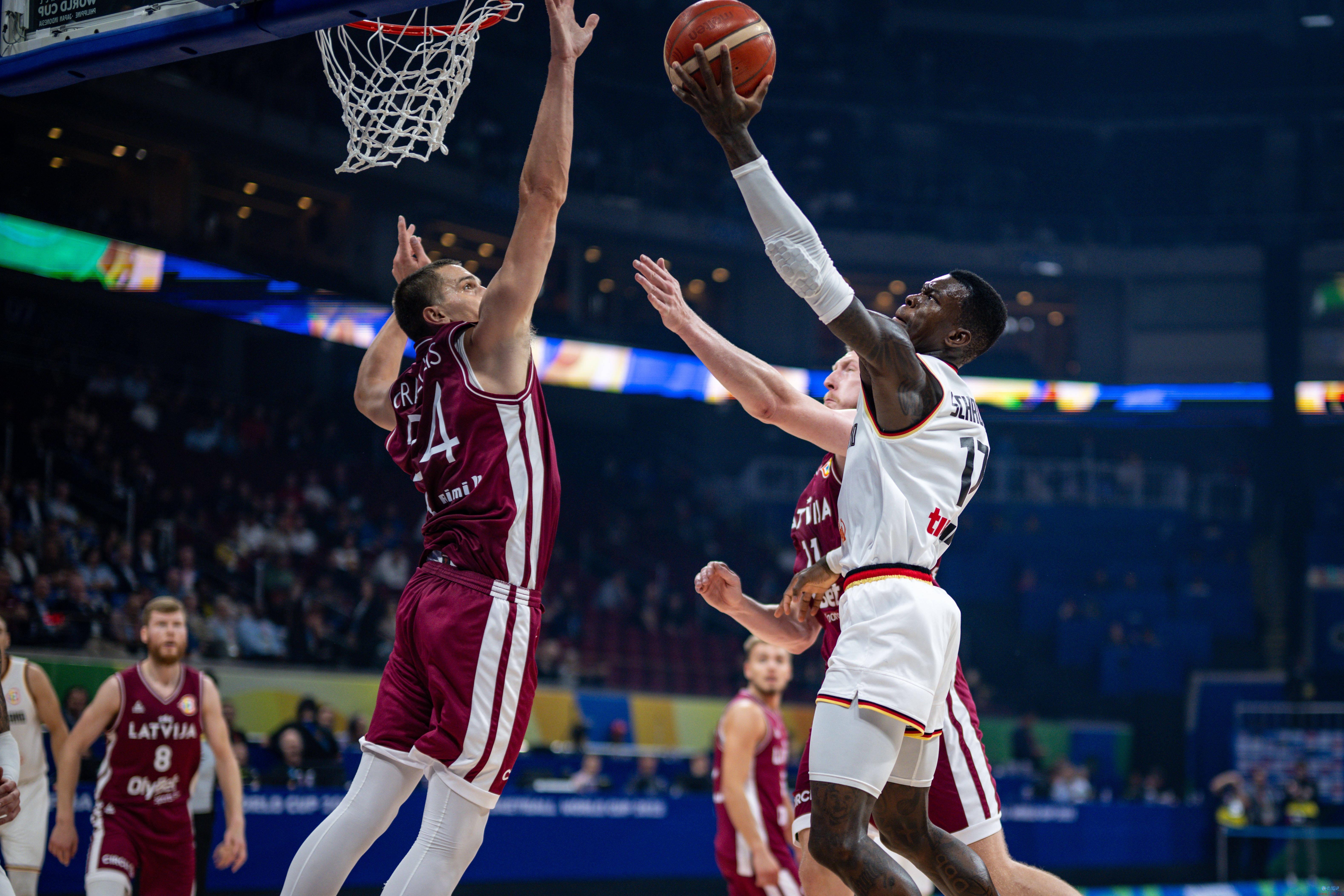 ??˫ԱNBAܵ÷ֶԱȣ14024-2964¹