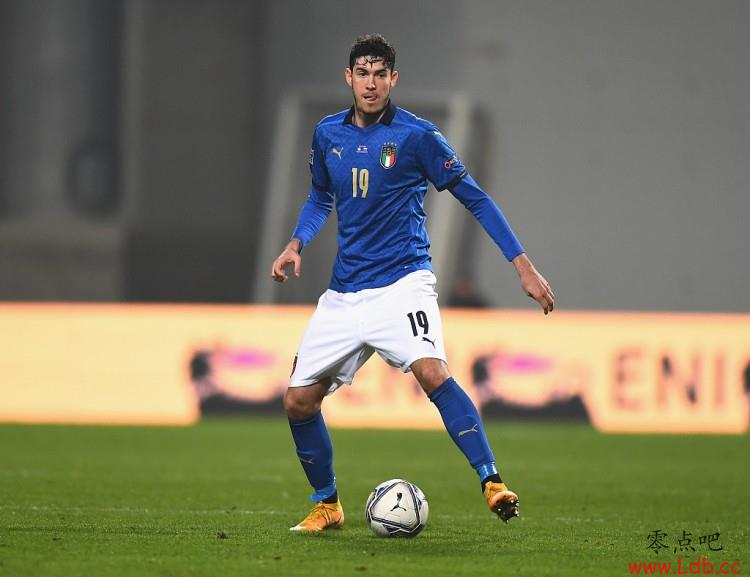 基耶利尼:巴斯托尼在当今足坛最强中后卫之列