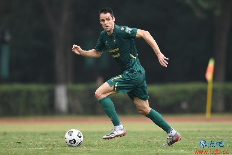 浙江队主帅赛前:要用胜利结束亚冠小组赛,如能晋级将非常美妙