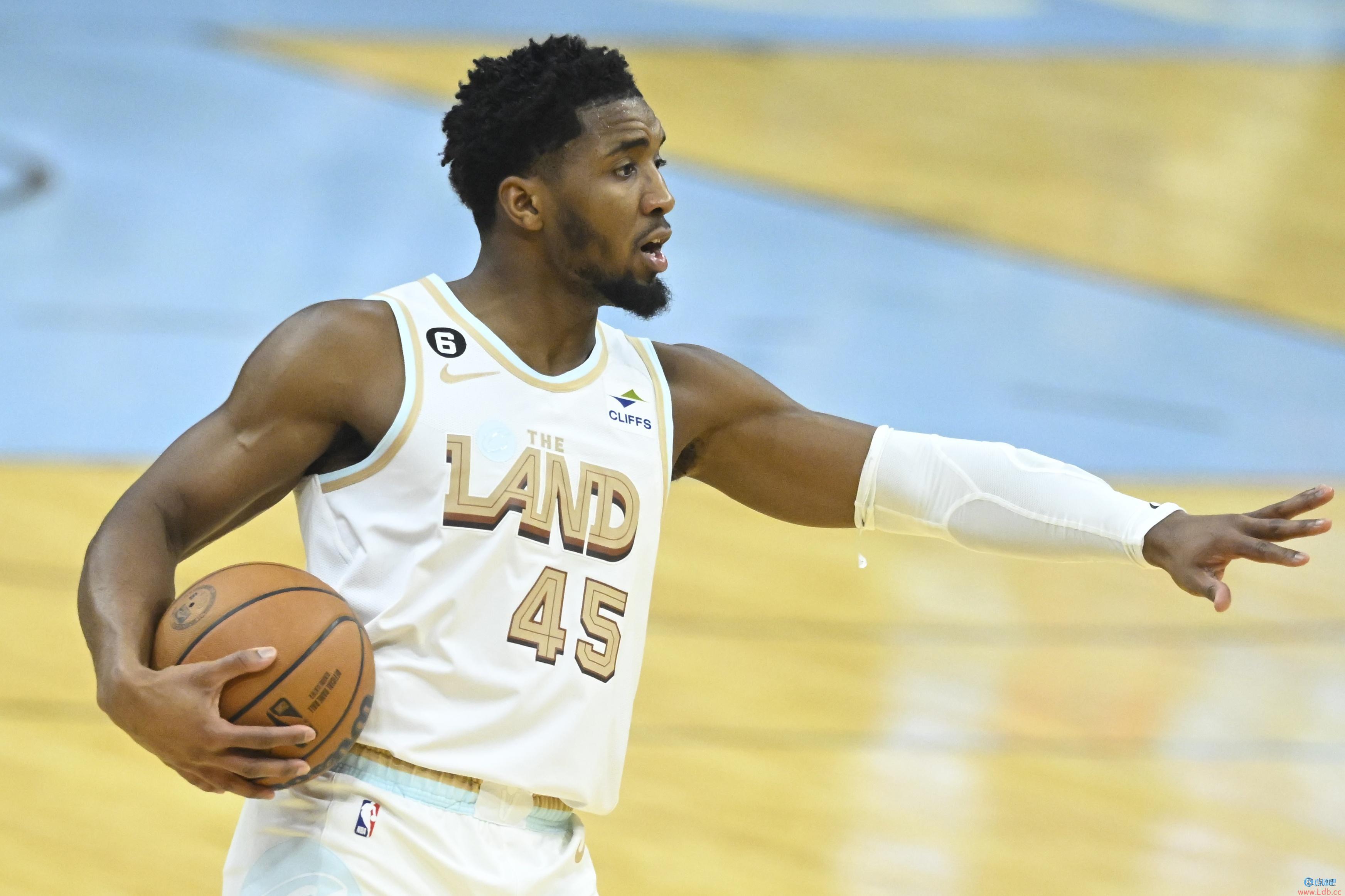 NBAʾɻ촬 ̫Ȼ ܿʤ