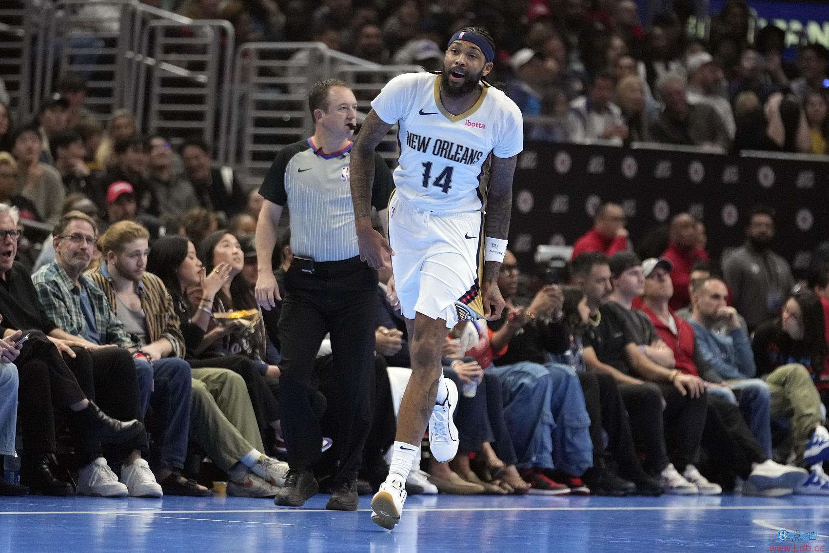 莺歌:湖人在季中赛表现出的投入让我感到困扰 也激励了我