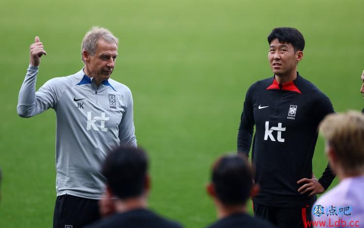 韩媒:韩国足协今日上午召开强化委员会,将决定克林斯曼去留