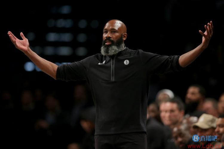 开局失准!篮网首节24中8命中率仅33.3% 对手命中率达47.6%