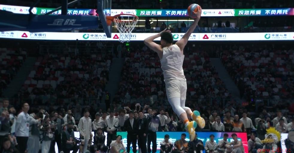 ??ǽ-ʣȨ۵۱¾NBA 43