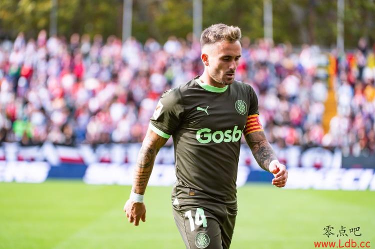 药厂新援加西亚:巴萨只是对我感兴趣,从没给我开出过正式报价