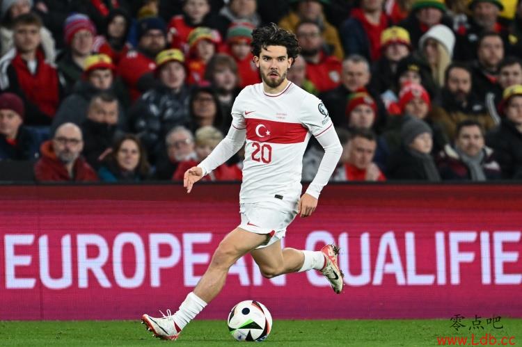 记者:若无法买断马特森,多特蒙德有意土耳其左后卫卡迪奥卢