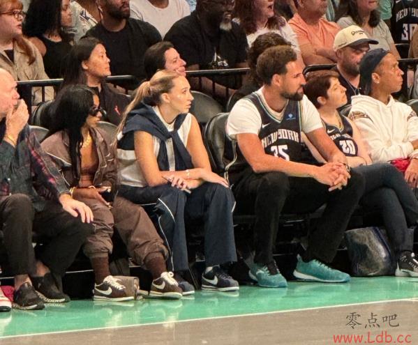ɰ??WNBA״Ԫ-˹һ