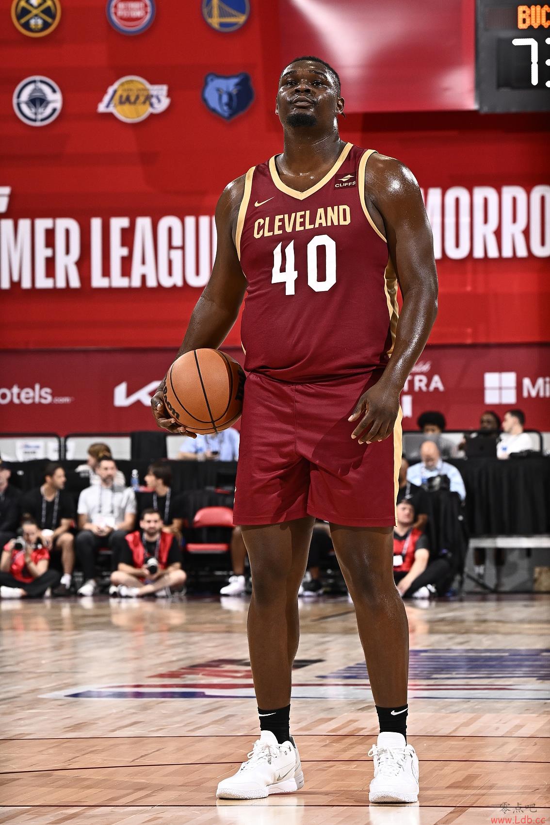 NBAԵ??NCAAﲮ˹ǩԼ ӽǿ