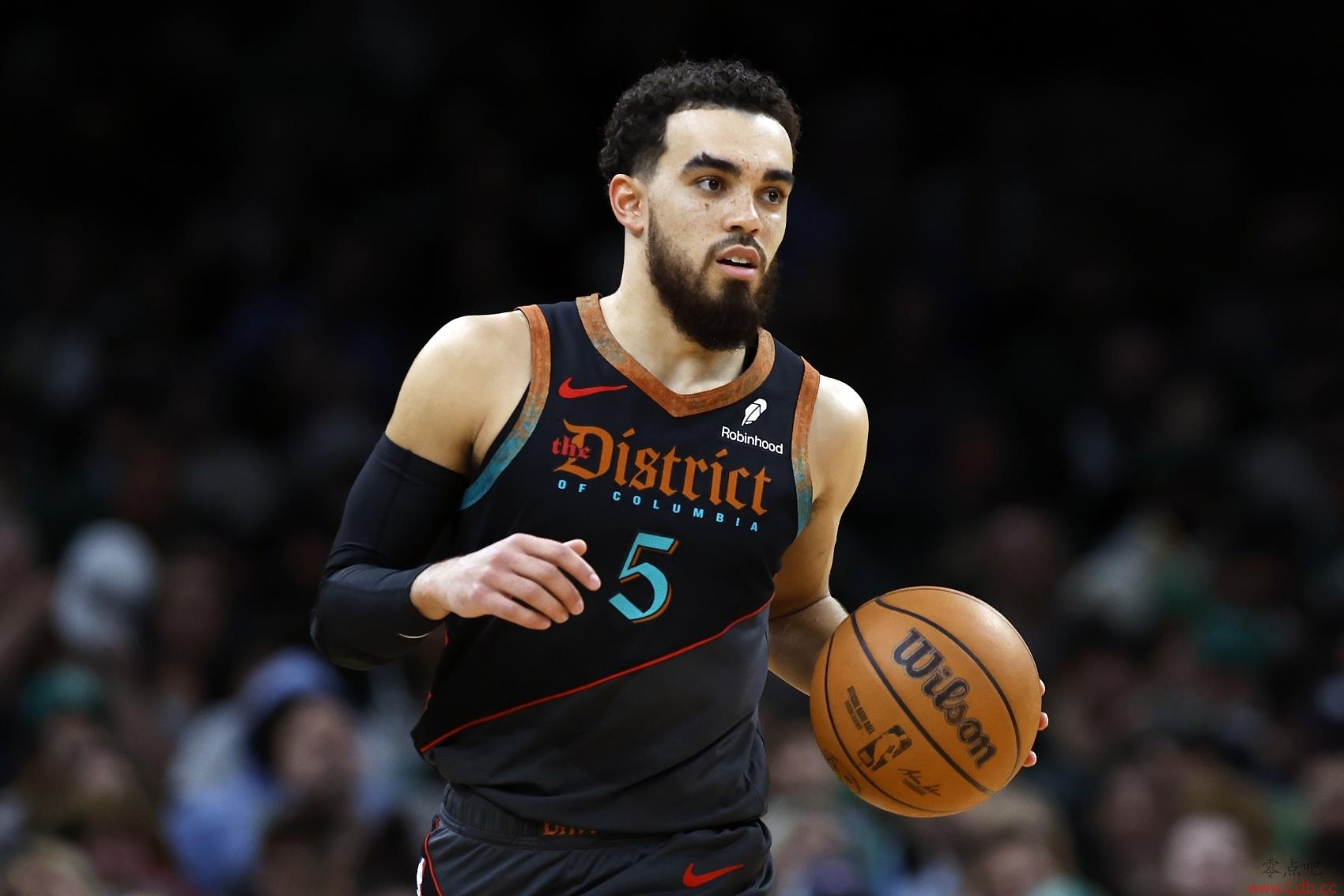 布克:得到琼斯是抢劫 这个消息被爆出来时整个美国队都震惊了