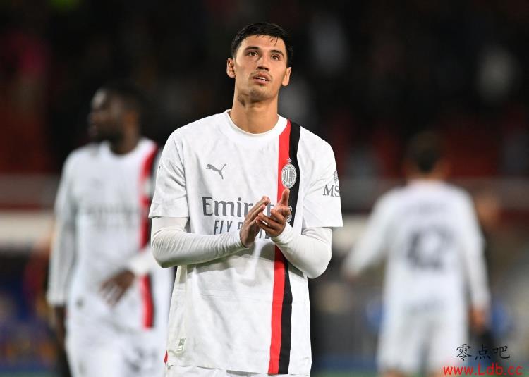 赖因德斯:小罗是我儿时偶像&现在偶像是梅西 我是B2B中场