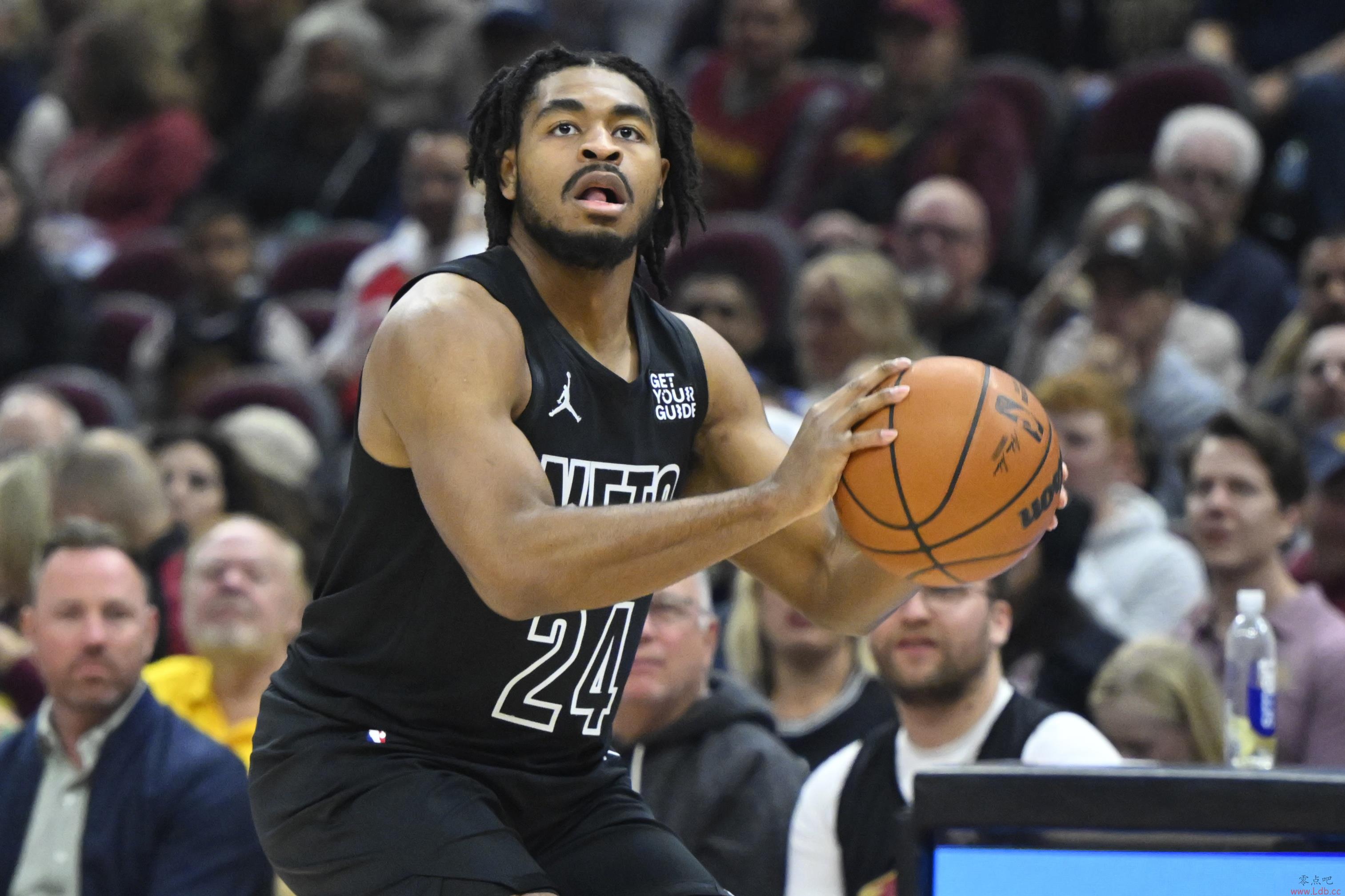 NBAƷ ÷¡-˹ʳս Գս