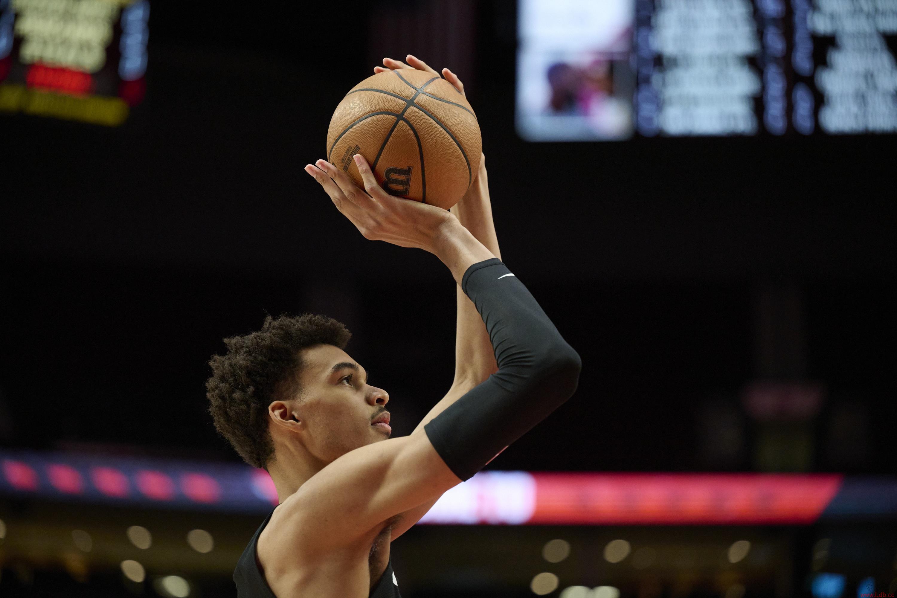 İĵ5ε5+5+ñ NBAʷ??