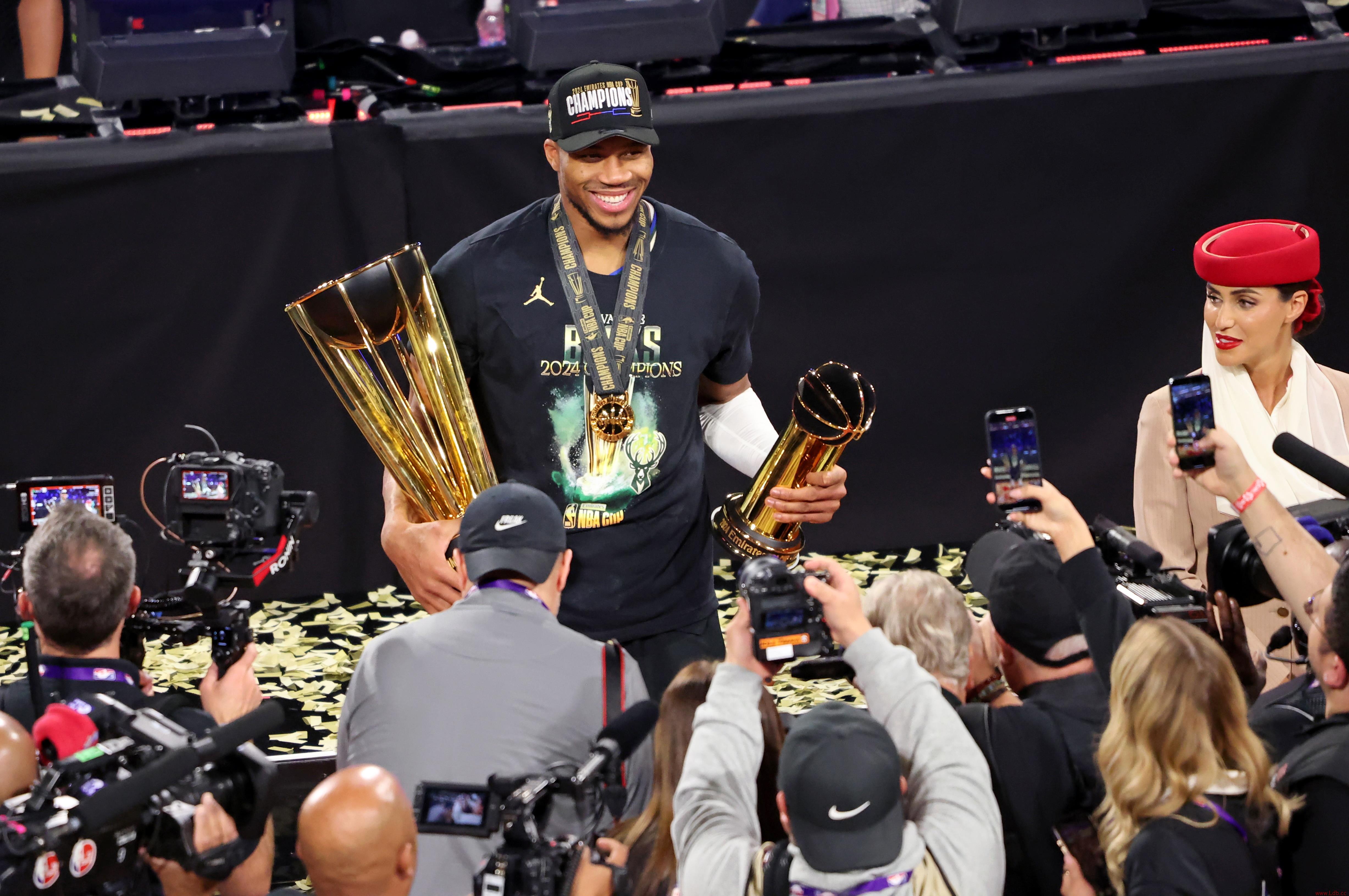 ESPNģͶƱȷMVP̬ Ӻ δǱ